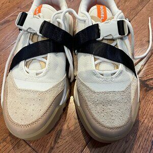 EUC Sorel Sneakers